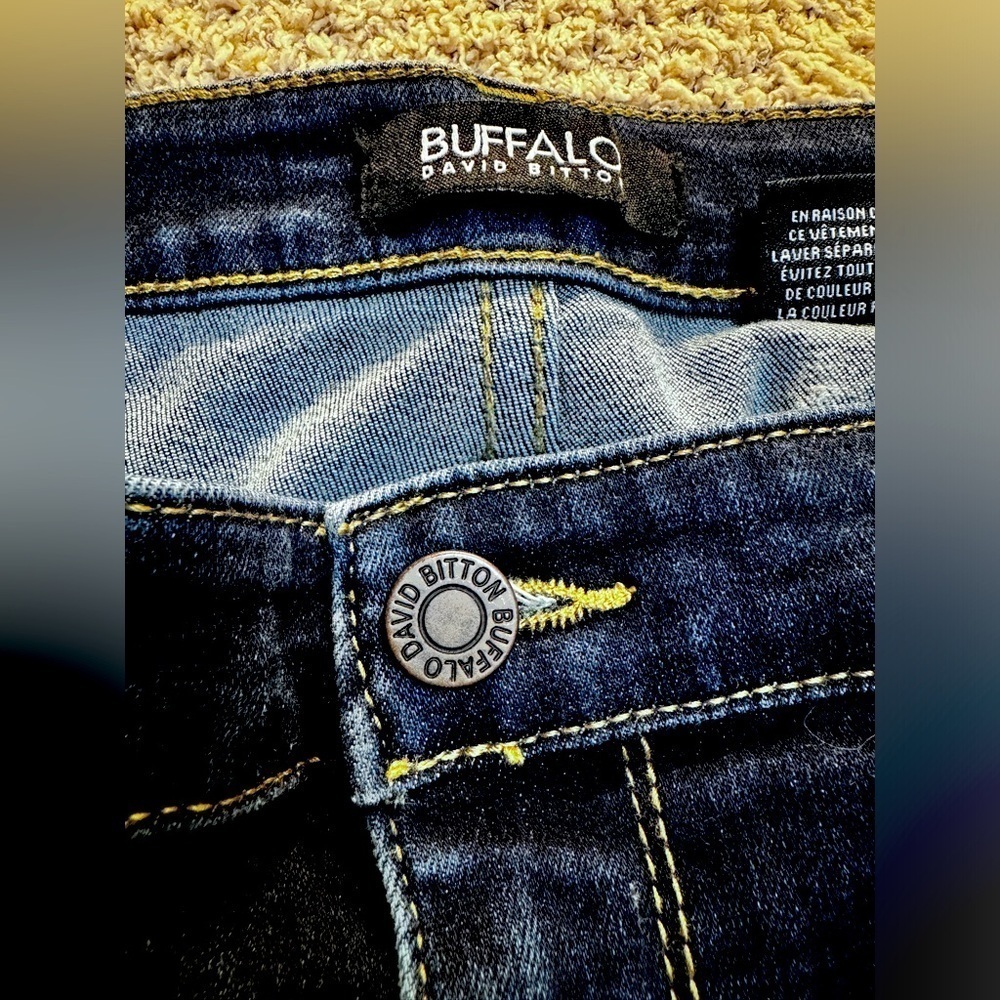 NWOT Buffalo David Bitton ~Jess dark blue wash jeans size 12